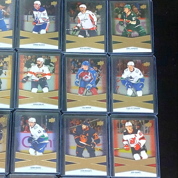 Superstar Showcase Insert Complete Set 2023/24 Tim Hortons Collector's Series - Picture 4 of 5